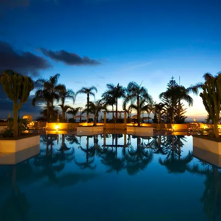 Gf グラン コスタ アデへ***** ホテル アデヘ