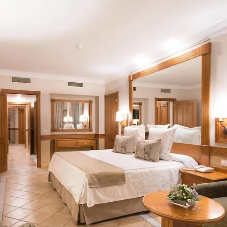 Hotel Gf Gran Costa Adeje***** 5*