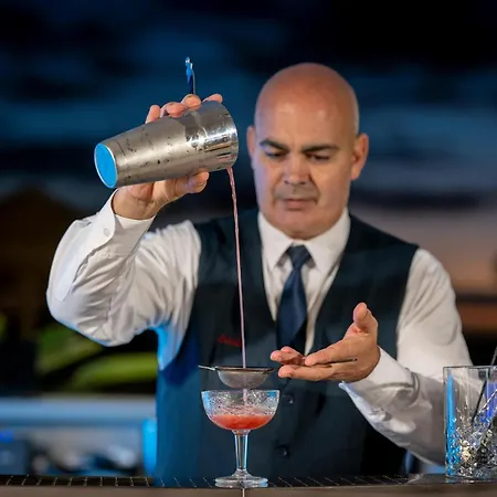 阿德赫格瑞考斯塔酒店 5* 阿德耶