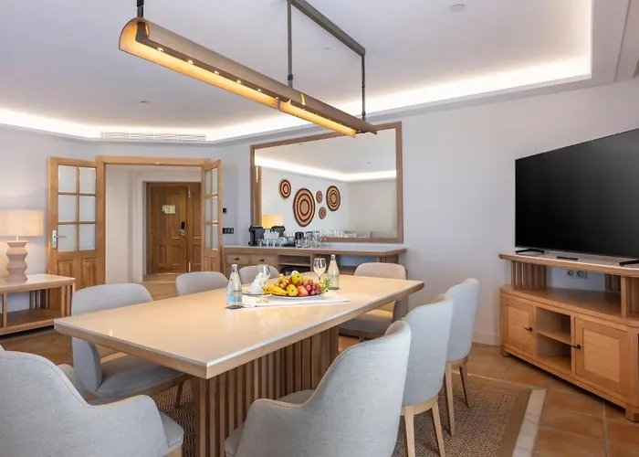 Gf 그란 코스타 아데헤***** 호텔 아데제