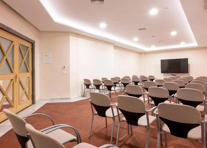 阿德赫格瑞考斯塔酒店