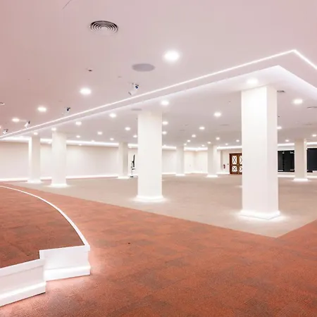 阿德赫格瑞考斯塔酒店 5*